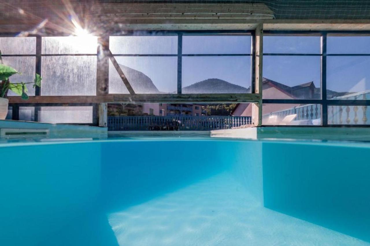 Residence Les Trois Vallees - Arreau Buitenkant foto