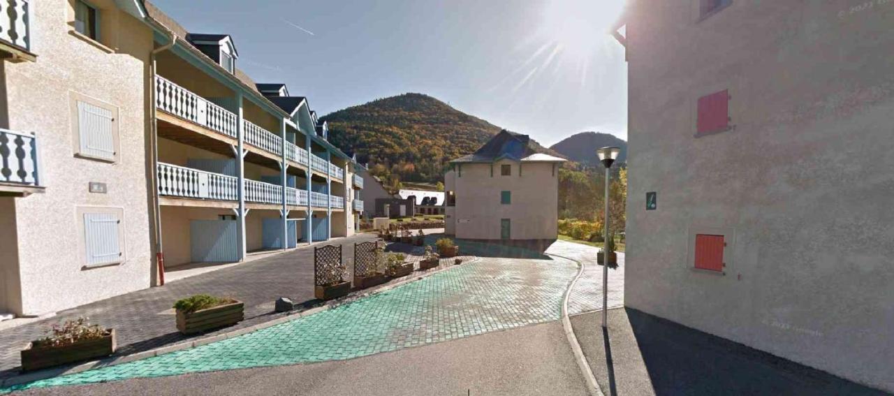 Residence Les Trois Vallees - Arreau Buitenkant foto