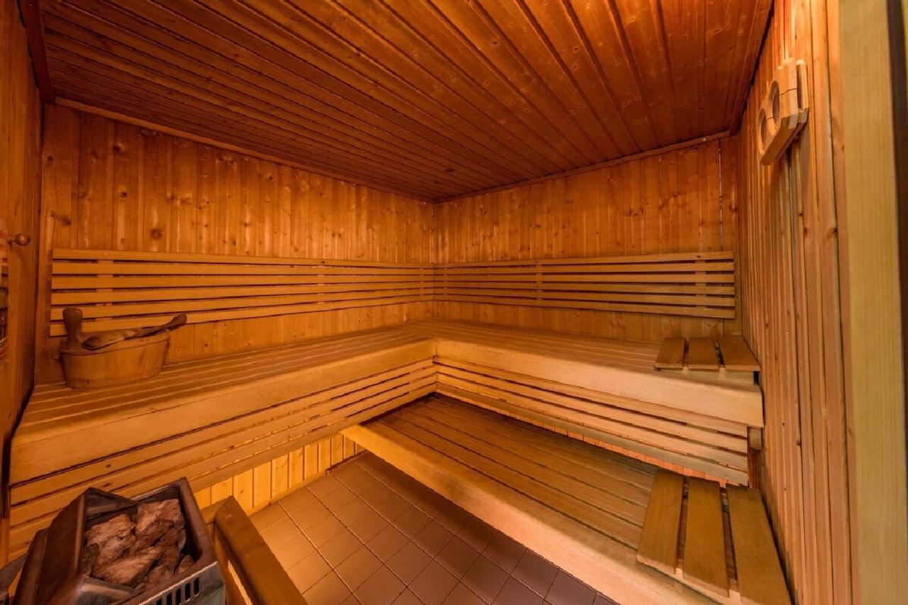 Residence Les Trois Vallees - Arreau Buitenkant foto